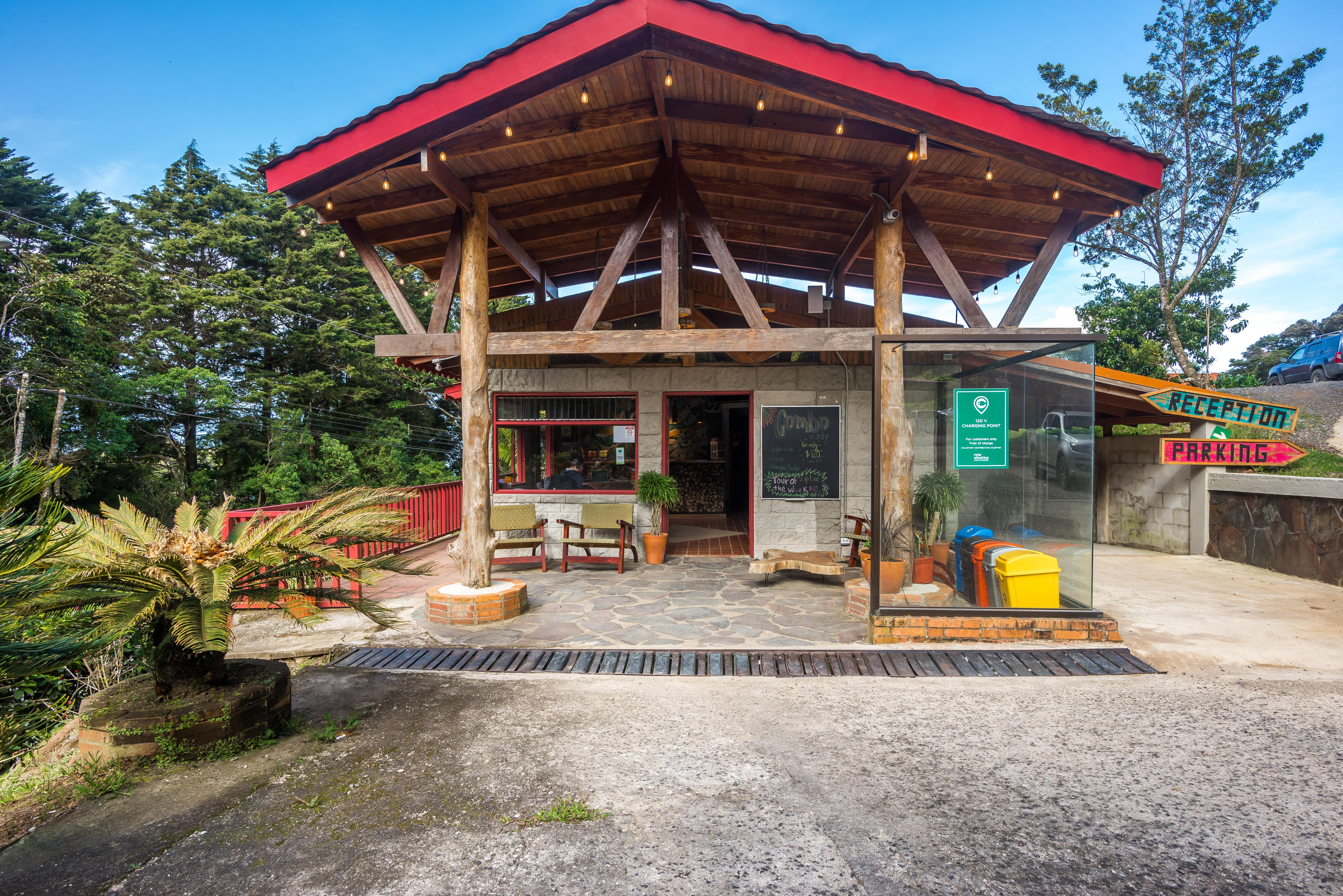 Socialtel Monteverde Exterior photo
